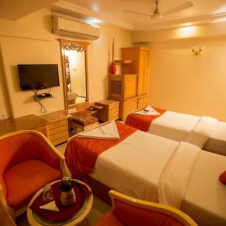 Hotel Ashwin Bombay Eksteriør billede