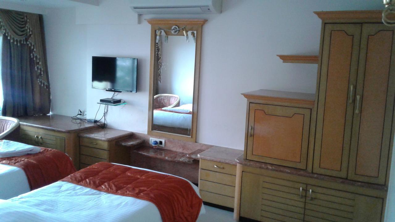 Hotel Ashwin Bombay Eksteriør billede