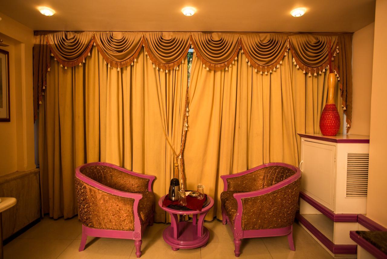 Hotel Ashwin Bombay Eksteriør billede